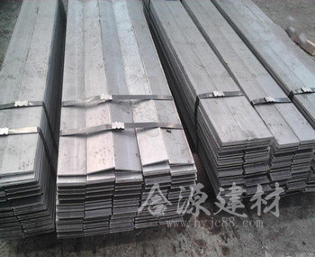 河北镀锌扁钢是什么？有什么特点？