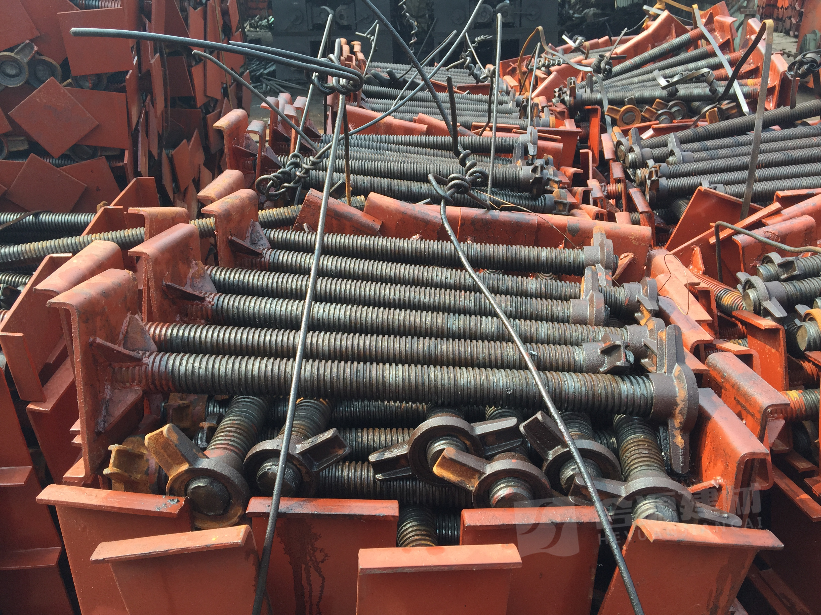 【唐山】建筑丝杠在建筑工程中的重要作用