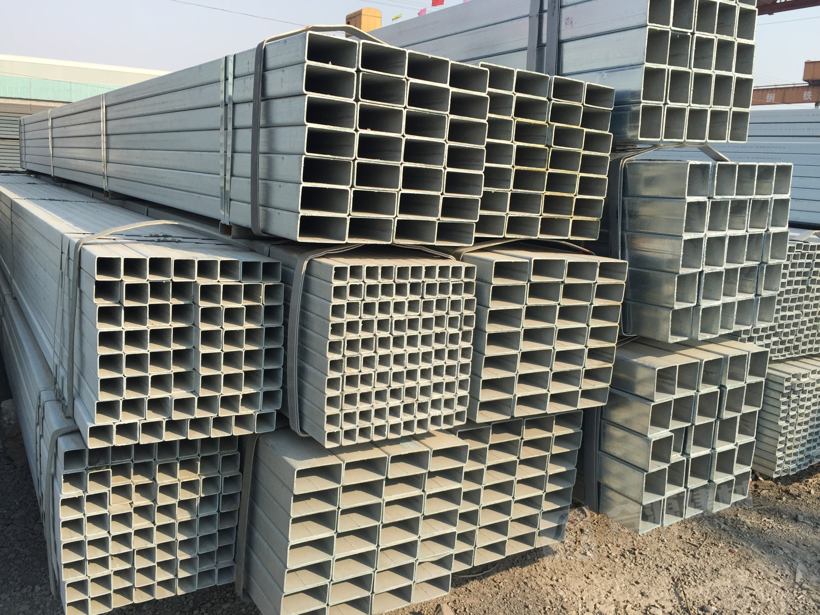 【河北】镀锌方管的存放需要注意什么