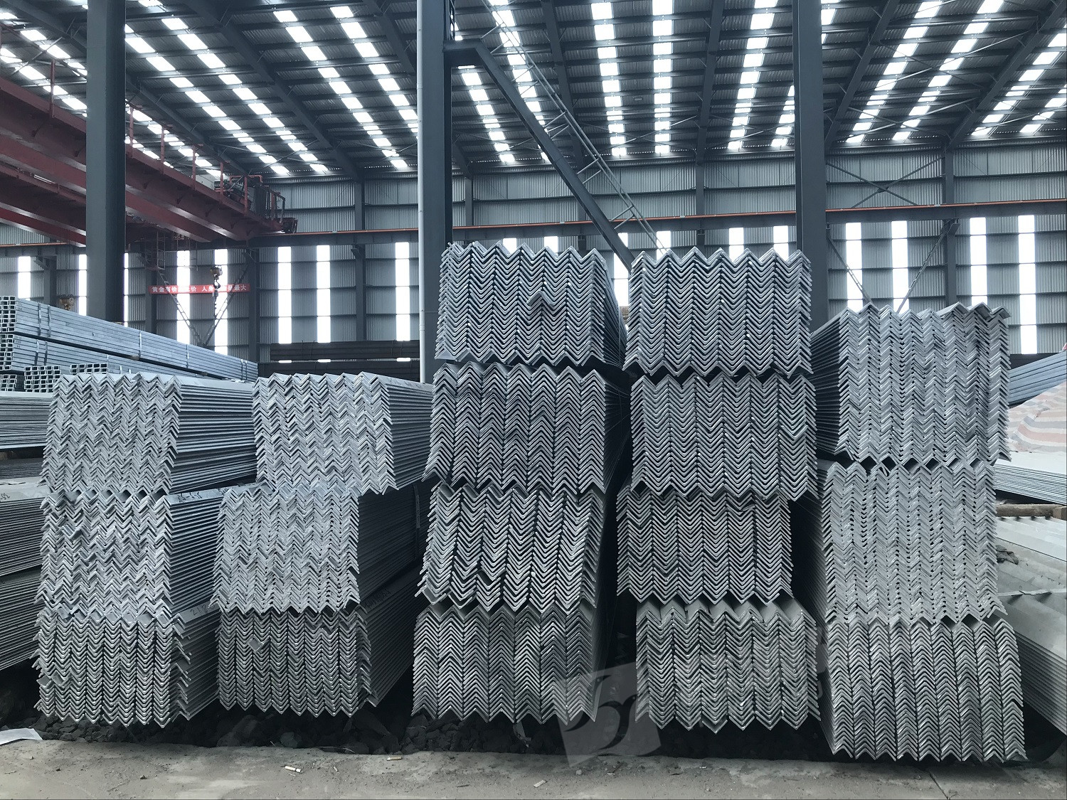 镀锌角钢用途和优势有哪些?