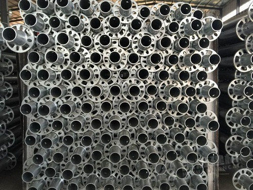 使用盘扣式脚手架时有哪些注意事项？