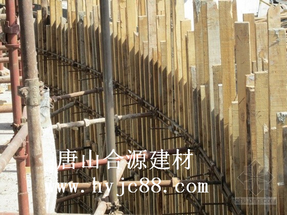 山型卡
