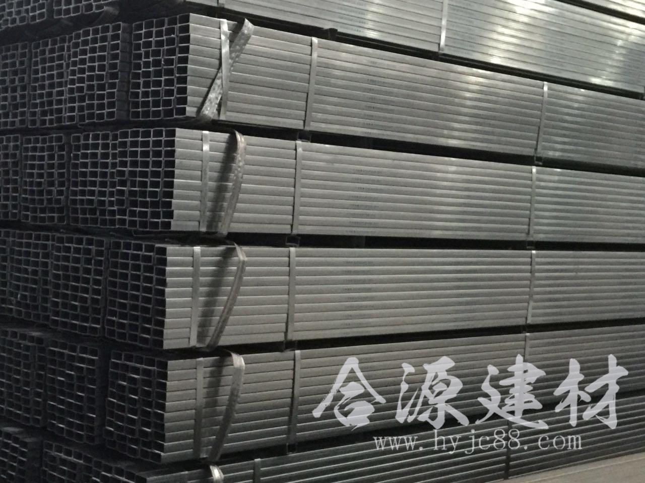 镀锌方管