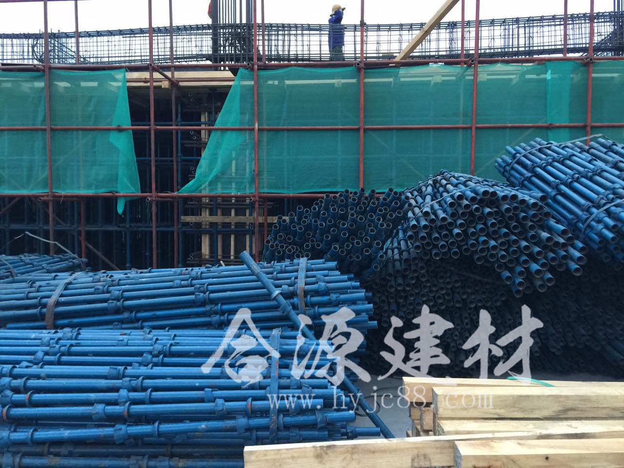 合源建材告诉您满堂脚手架怎么计算？