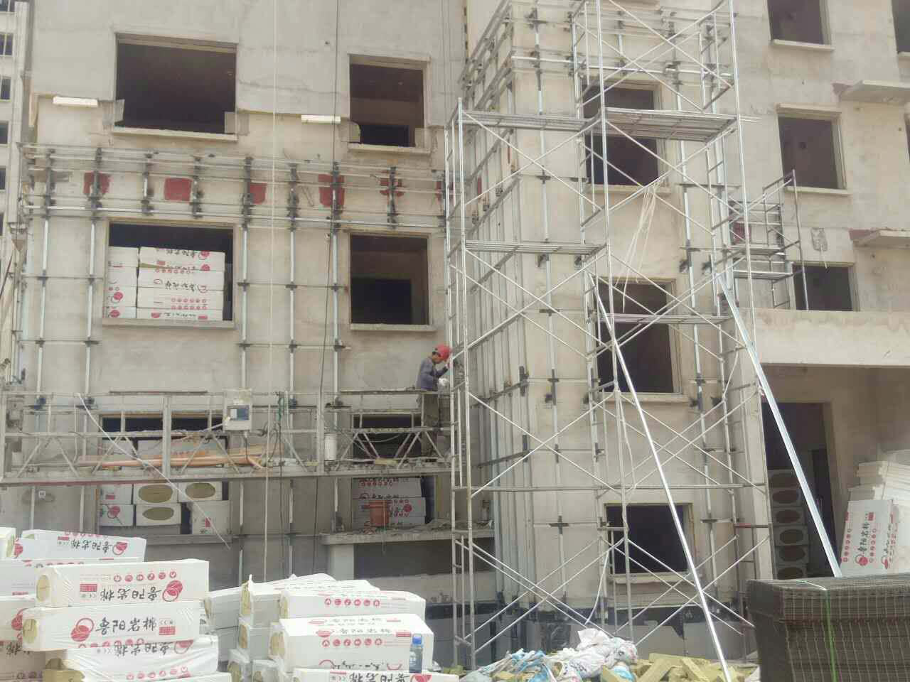 【山东烟台】房建工程再次采购合源移动脚手架，只因我们是安全脚手架专家