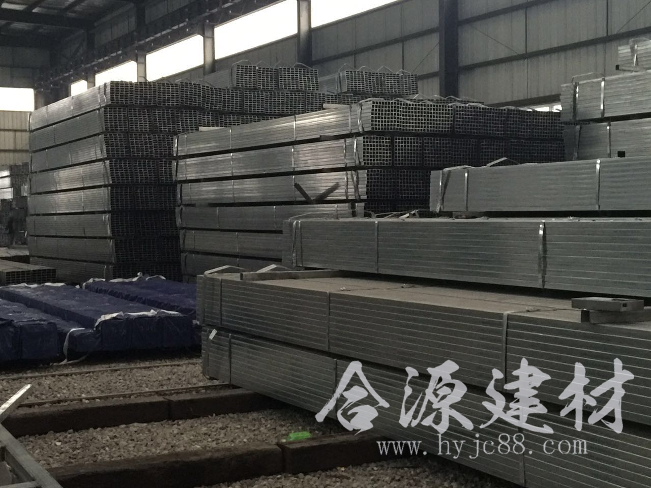 湖南镀锌方管厂家浅谈冷热镀锌方管的区别